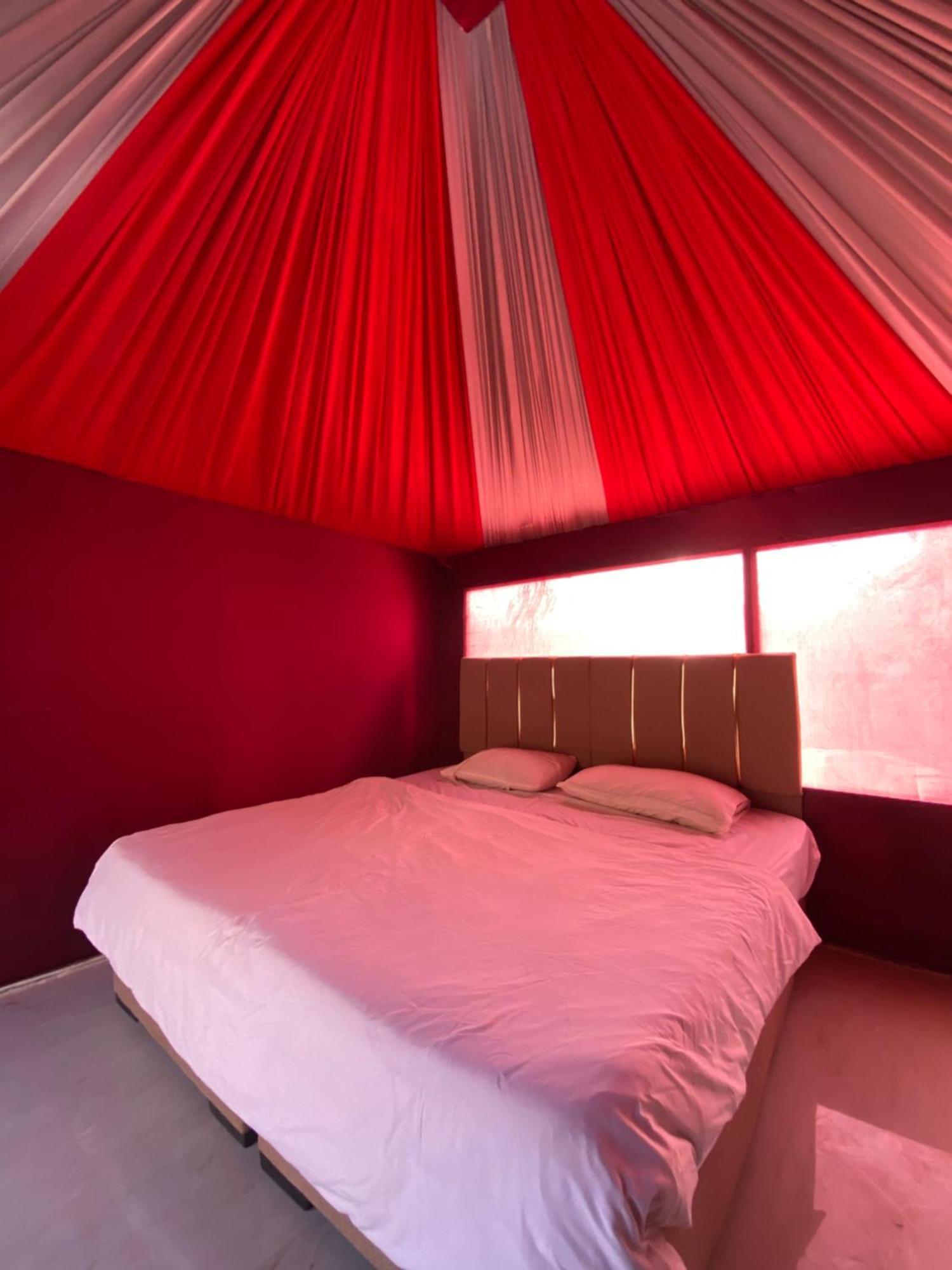 Wadi Rum Crescent Camp & Tours Campsite *